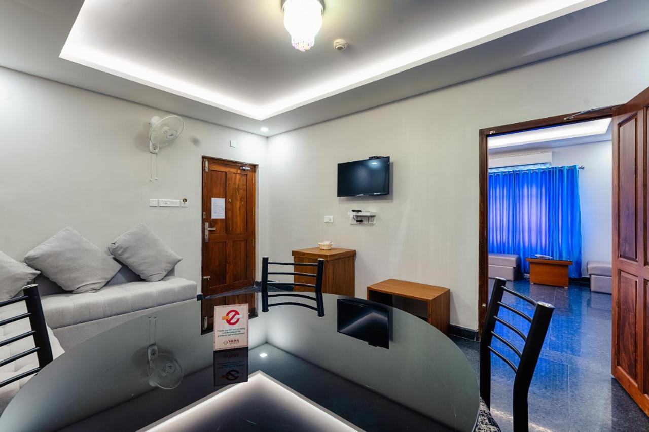 Vidya Residency Hotel Thrissur Exterior foto