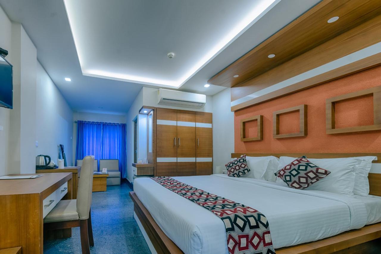 Vidya Residency Hotel Thrissur Exterior foto