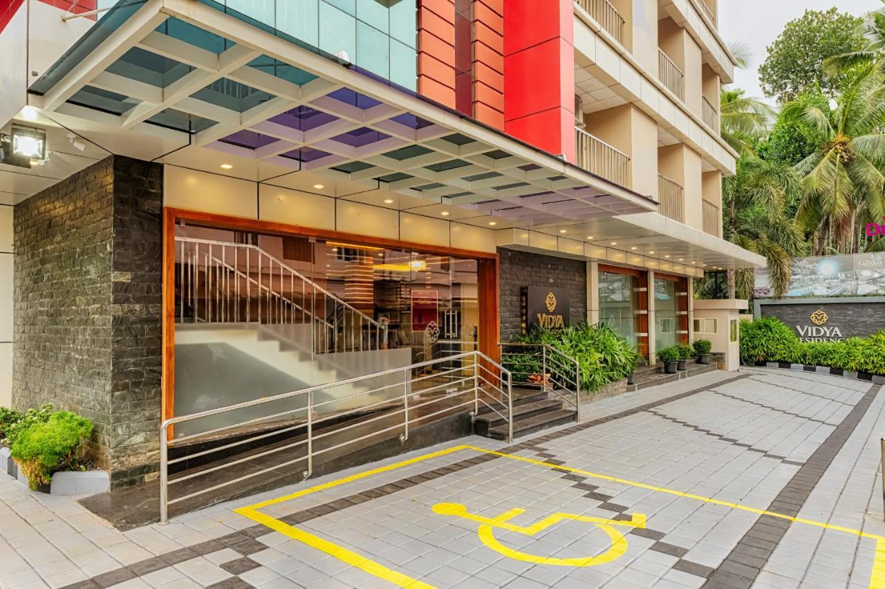 Vidya Residency Hotel Thrissur Exterior foto