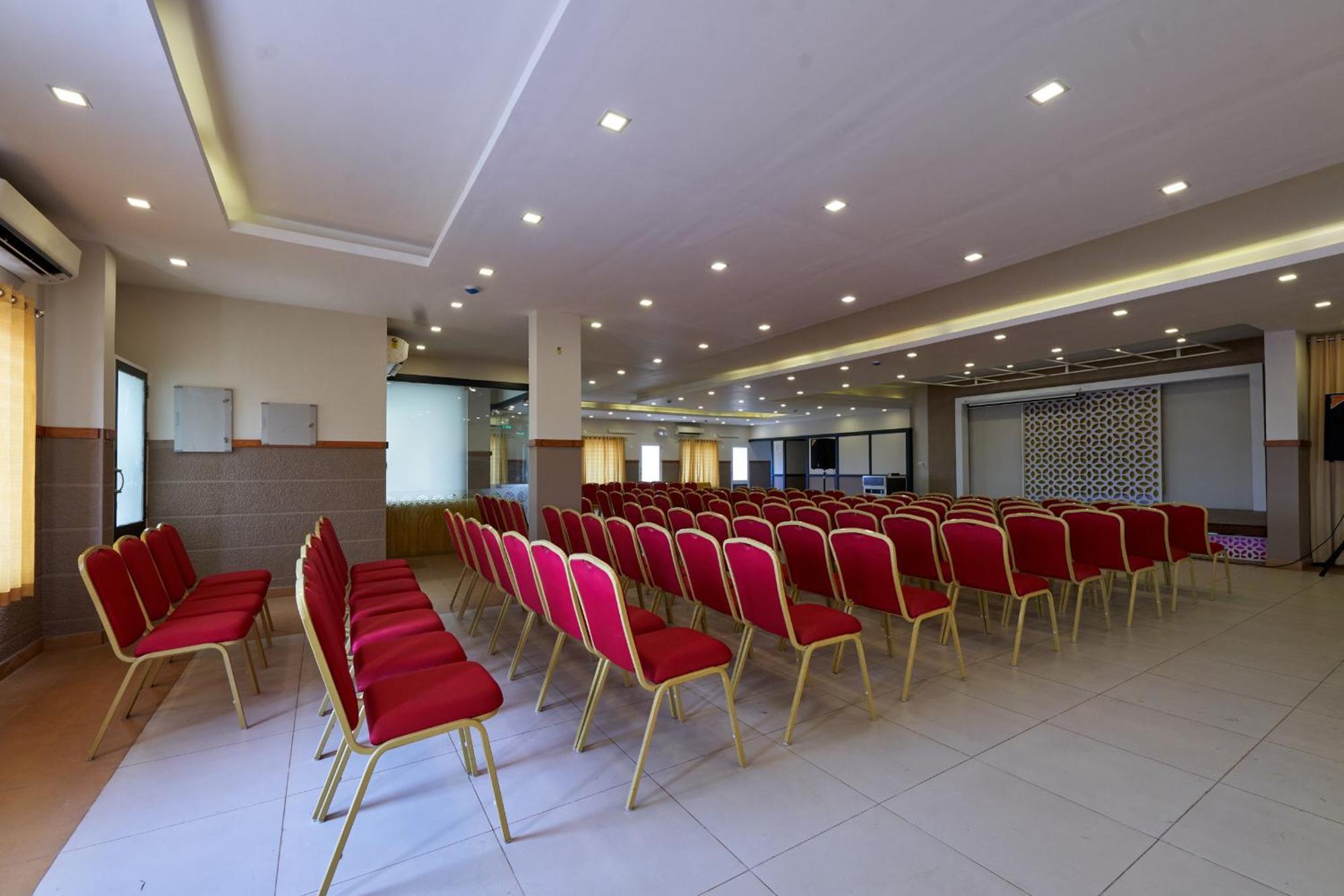 Vidya Residency Hotel Thrissur Exterior foto